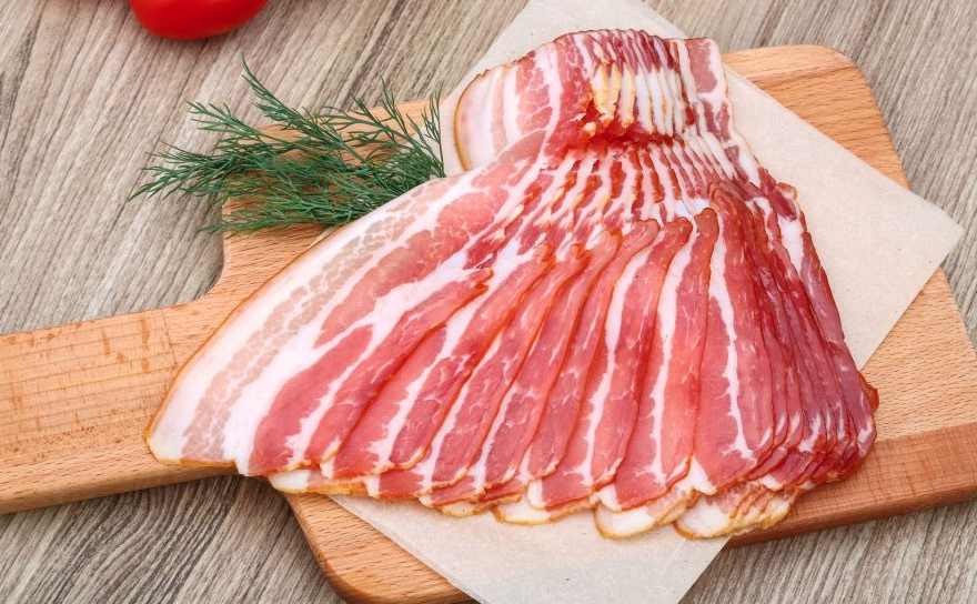 Tocino de cerdo ahumado rebanado (350gr/0.77lbs) - Santa Pradera