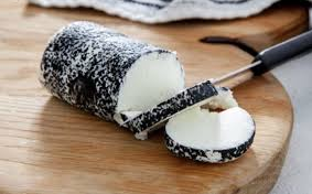 Rollo ceniza - Queso de cabra (250 gr / 0.55lbs) - Quesart
